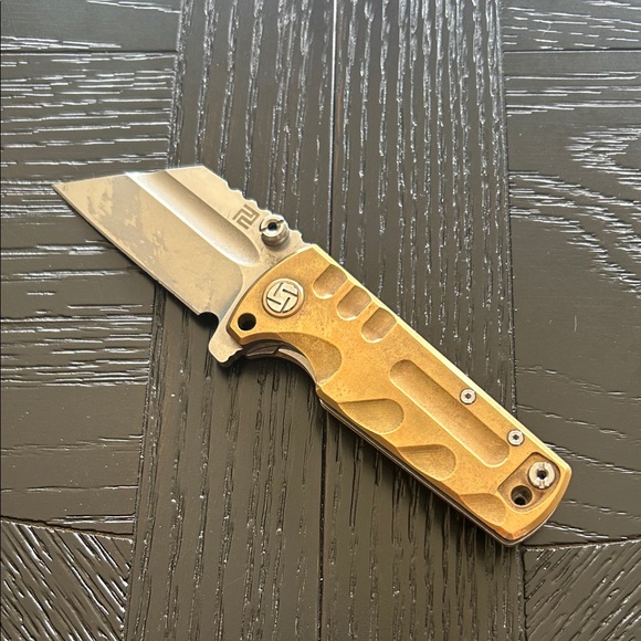 Artisan Cutlery Brass Knife - Picture 1 of 9